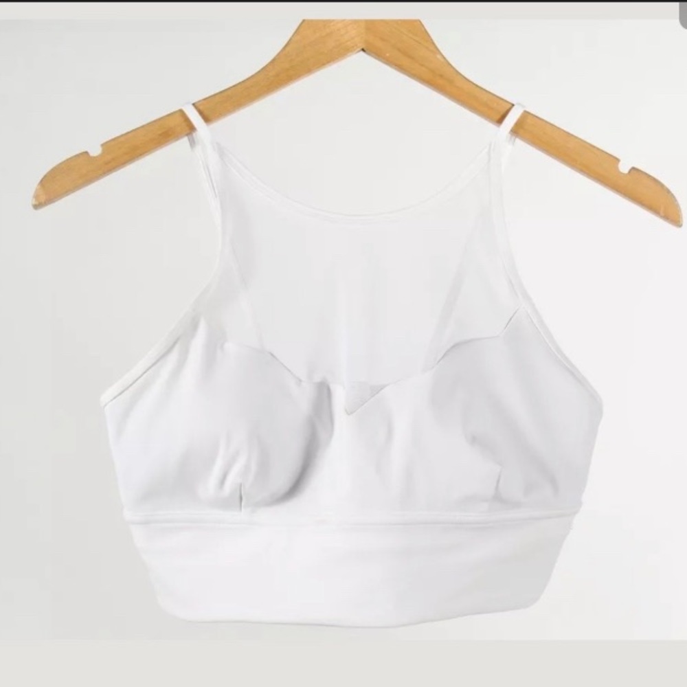 Lululemon white sports bra